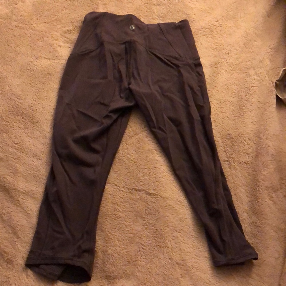 Lululemon capri legging size 4